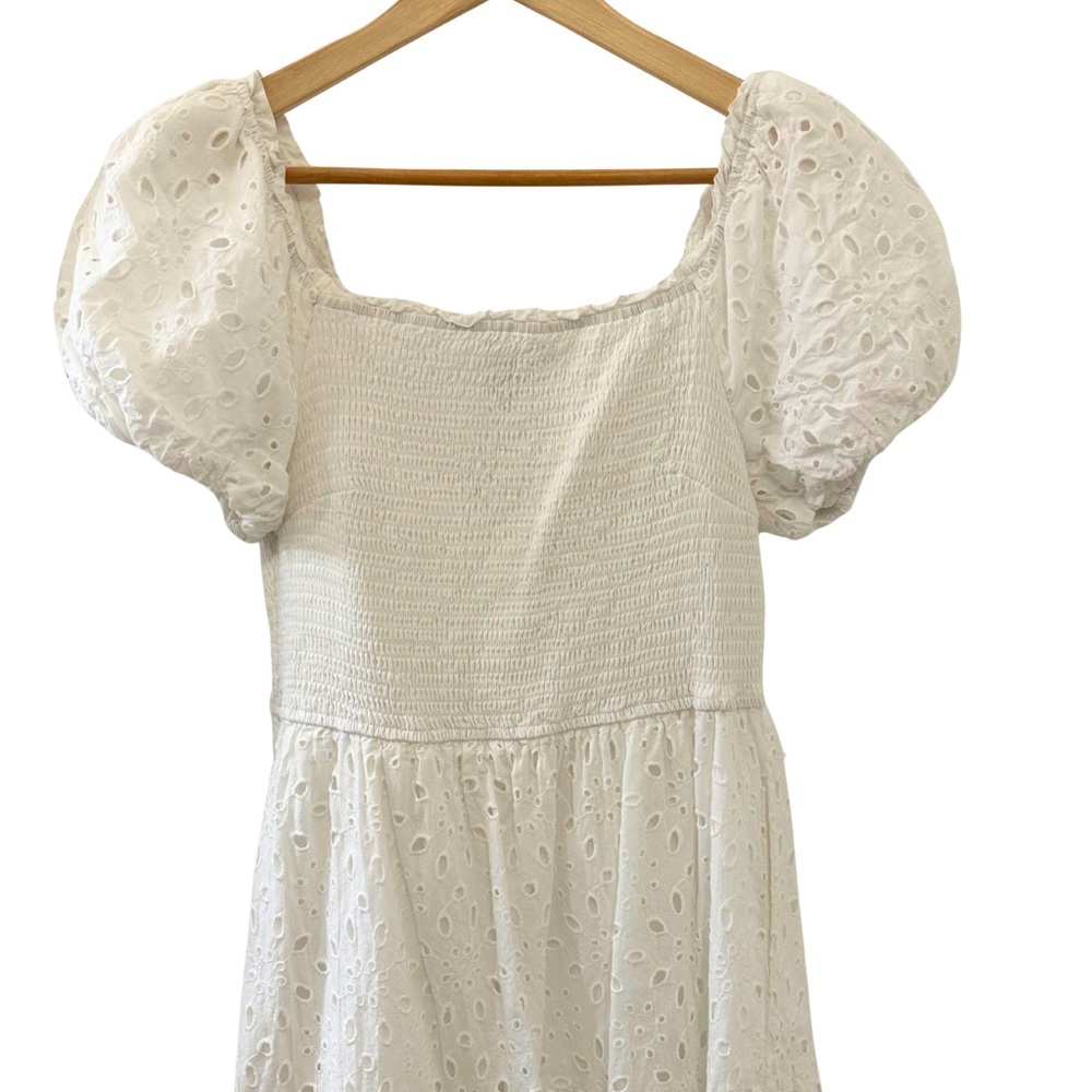 Elegant White Eyelet Puff Sleeve Eyelet Maxi Dress